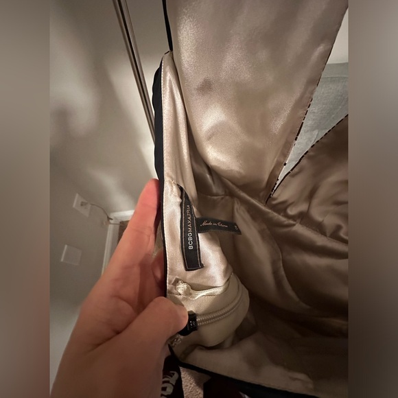 Formal BCBGMaxAria formal halter dress size 06 - Picture 7 of 7